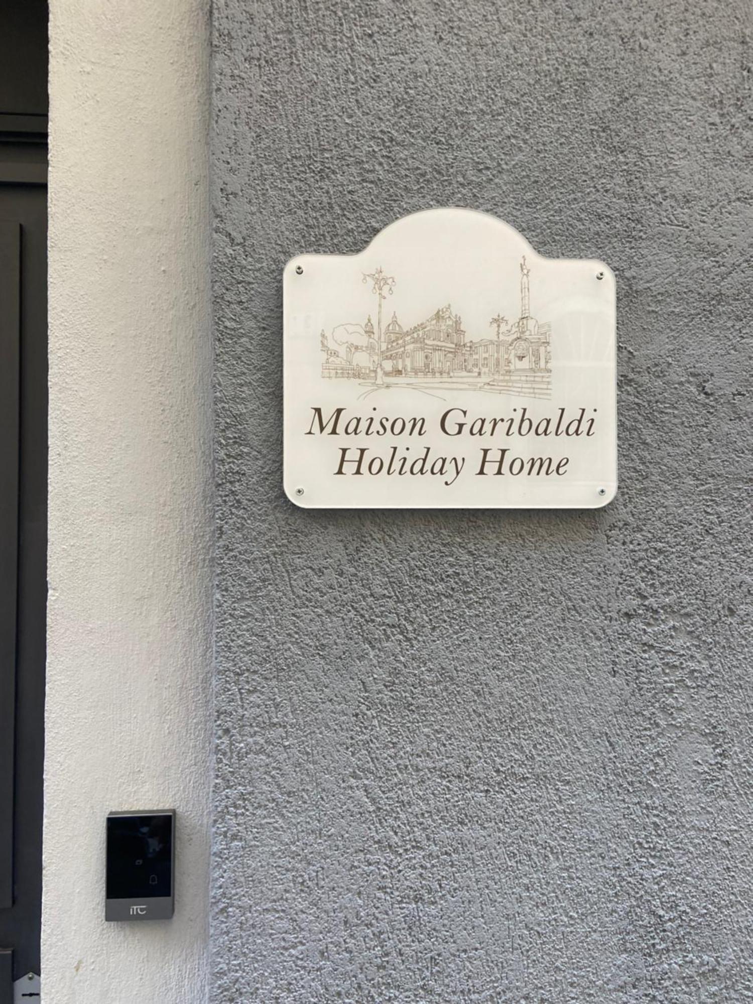 Maison Garibaldi Катания Экстерьер фото